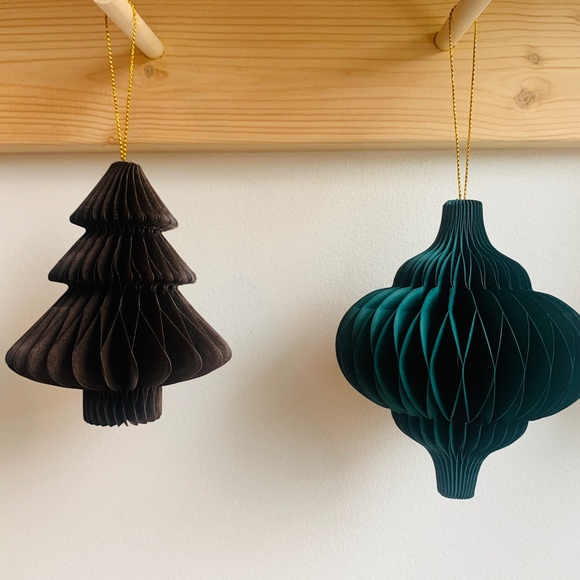 Scandinavian Honeycomb Paper Christmas Ornaments | Set of 4 - Picture 5 of 5